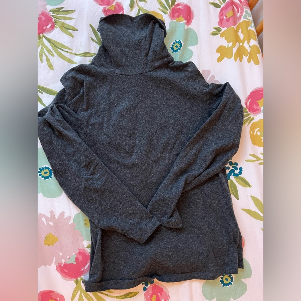 Majestic Filatureses cashmere blend turtleneck, size 2